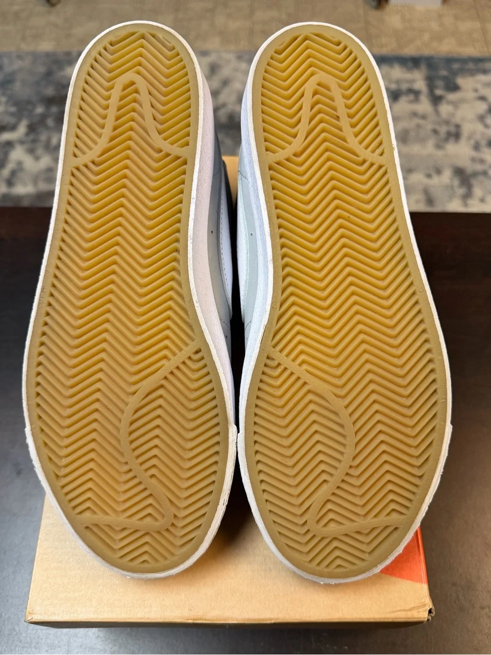 Nike •men’s size